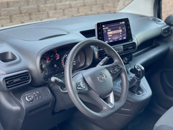 Opel Combo 1.5 CDTi 100HP 3L - Image 11