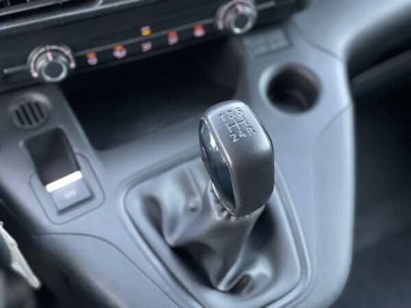 Opel Combo 1.5 CDTi 100HP 3L - Image 16