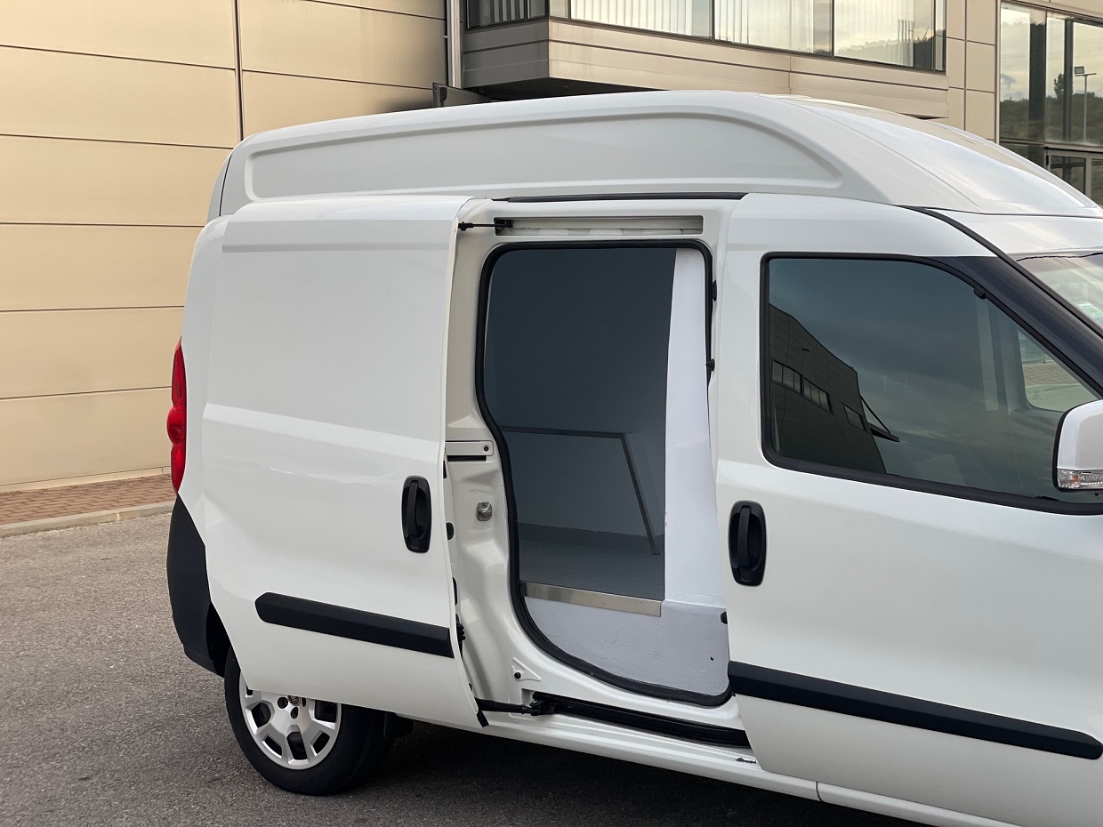 Fiat Doblo XL 1.6 M-Jet 120HP 3L Isotérmica - Image 10