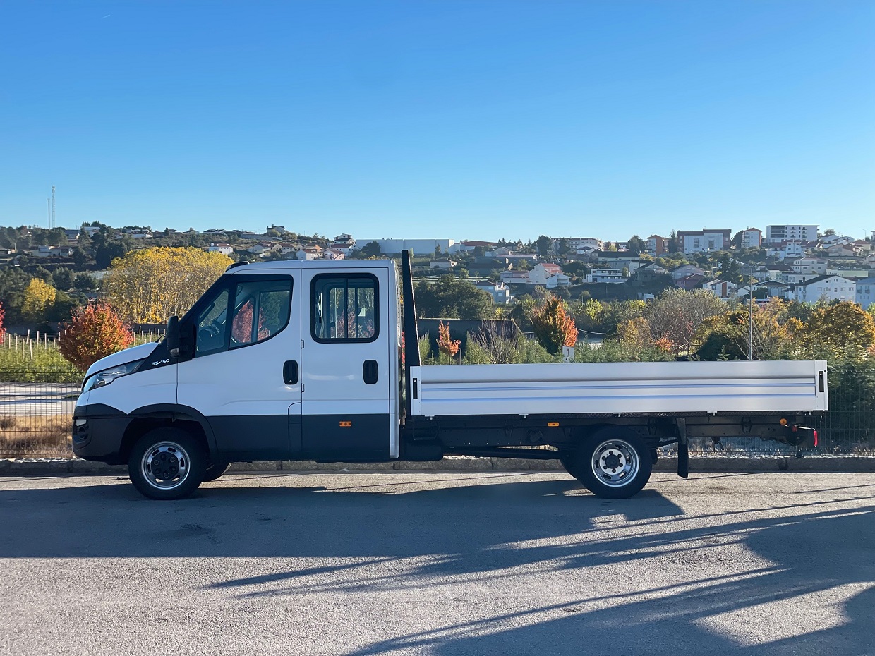 Iveco Daily 35C15 Cabine Dupla 7L - Image 9