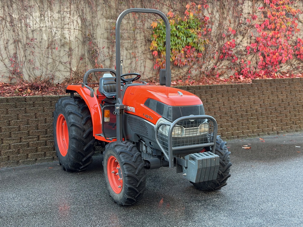 Kubota L4240 4RM - Image 2