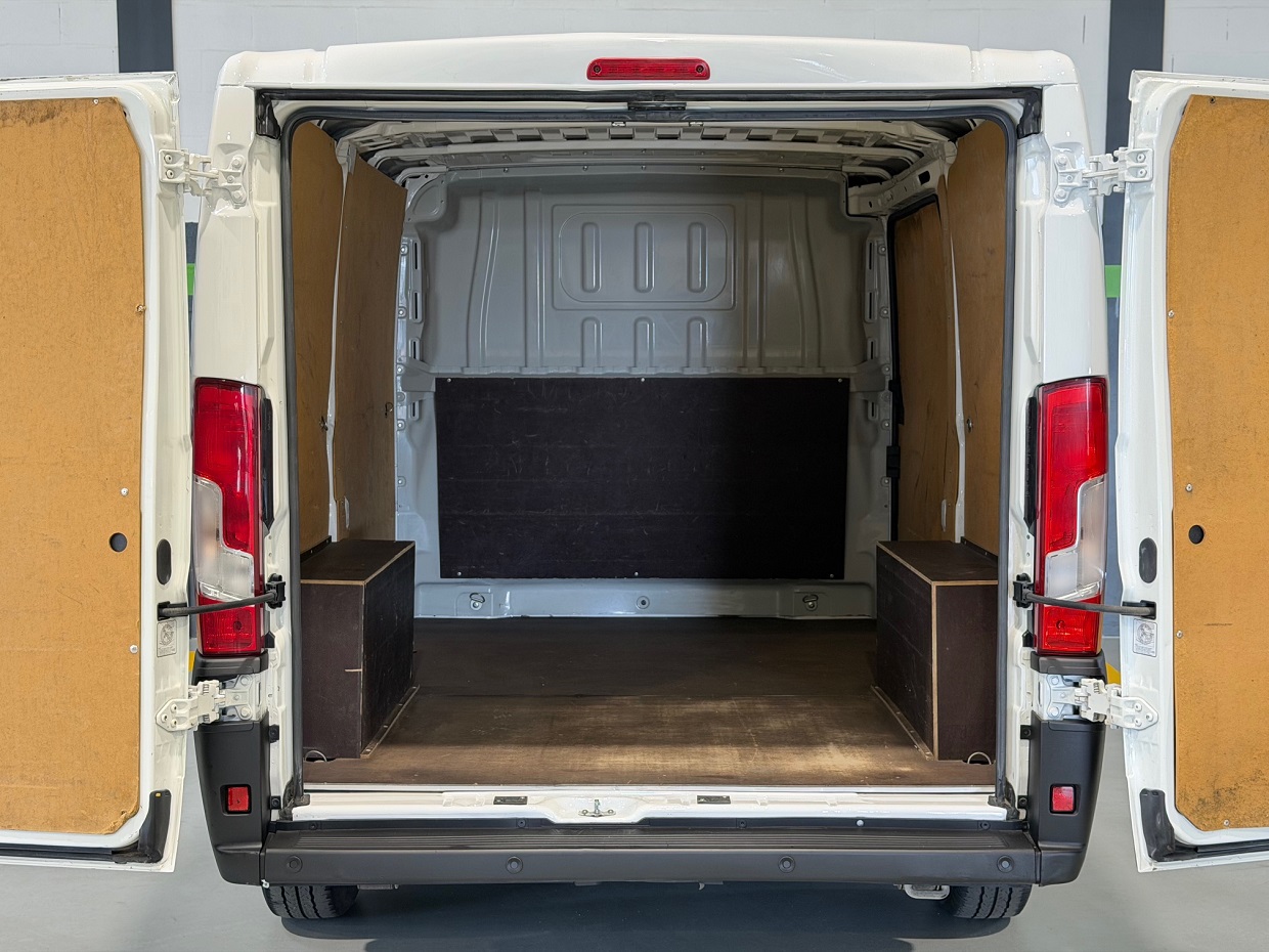 Peugeot Boxer 2.2 BlueHDi 120HP L1H1 3L - Image 10
