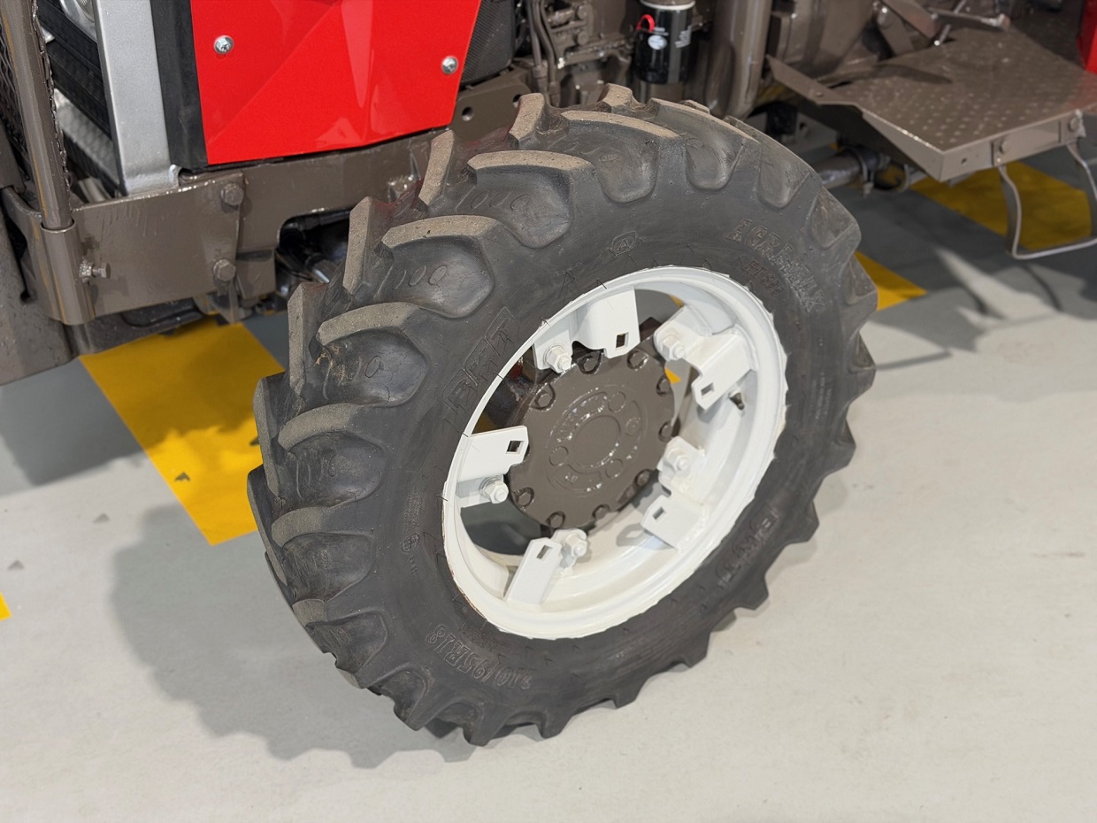 Massey Fergunson 354S 4RM - Image 15