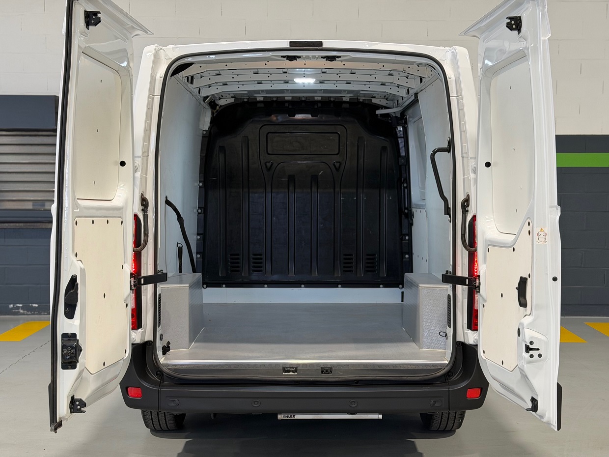 Renault Master 2.3 DCi L1H1 3L - Image 6