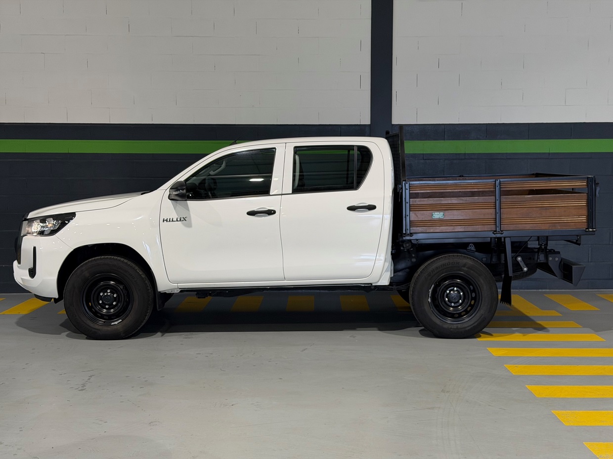 Toyota Hilux 2.4 D-4D CD 5L - Image 28