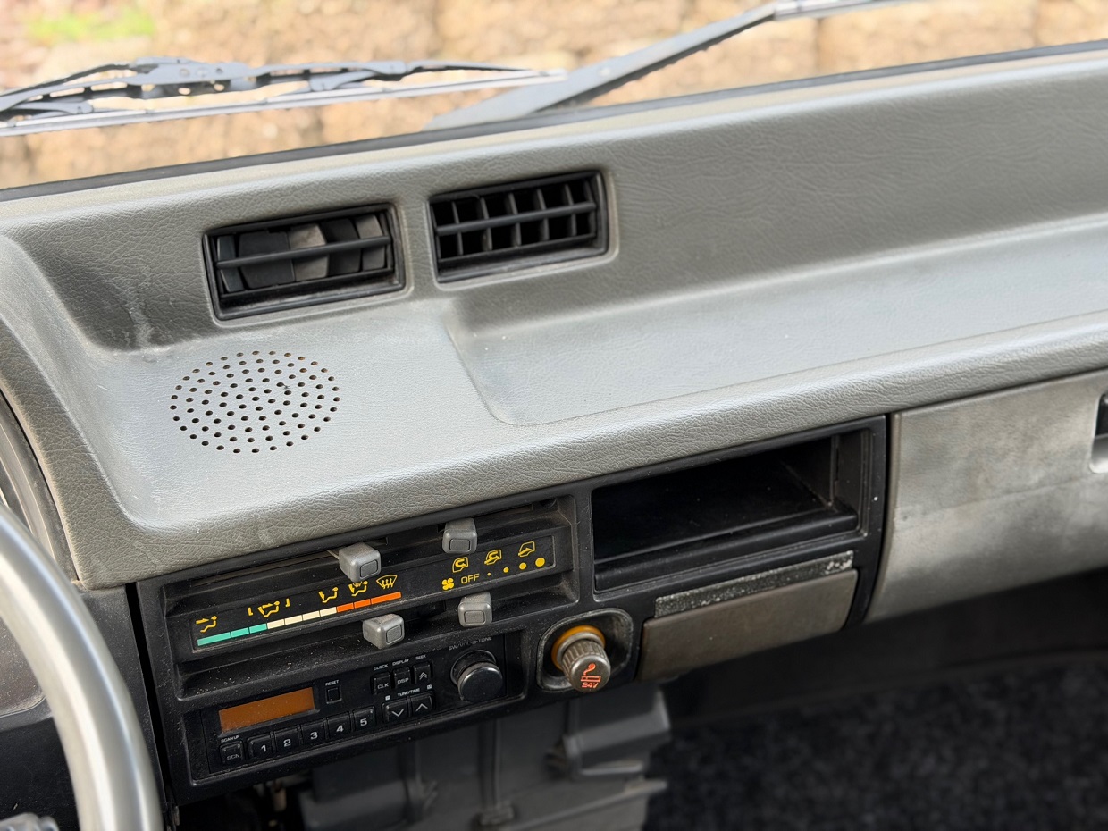 Mitsubishi Canter FE331 - Image 11