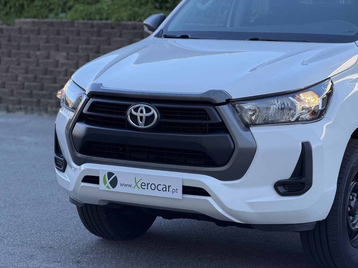 Toyota Hilux 2.4 D-4D CD 5L - Image 3