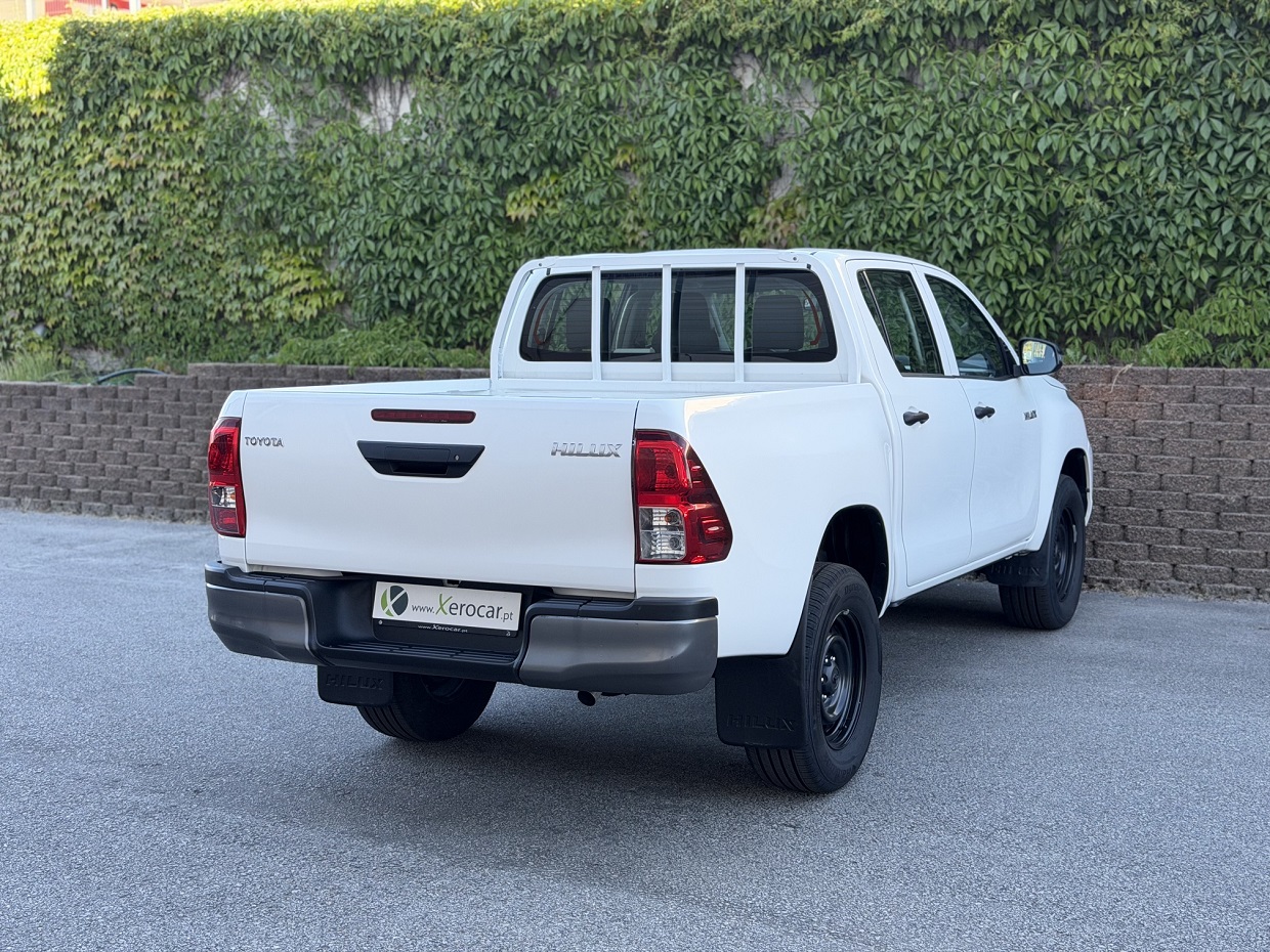 Toyota Hilux 2.4 D-4D CD 5L - Image 6