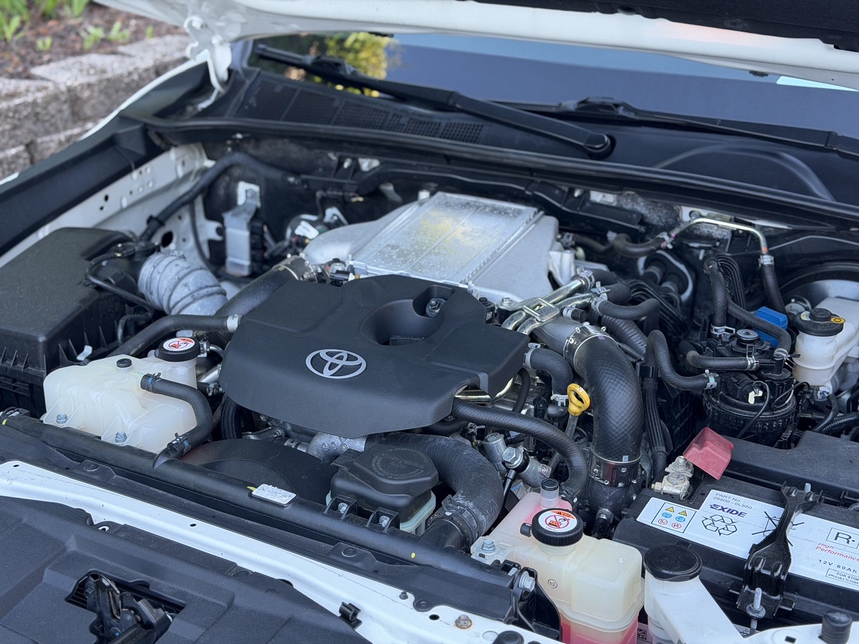 Toyota Hilux 2.4 D-4D CD 5L - Image 27