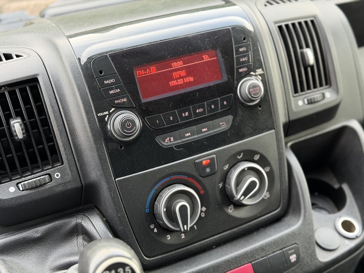 Peugeot Boxer 2.2 BlueHDi 120HP L2H2 3L - Image 14