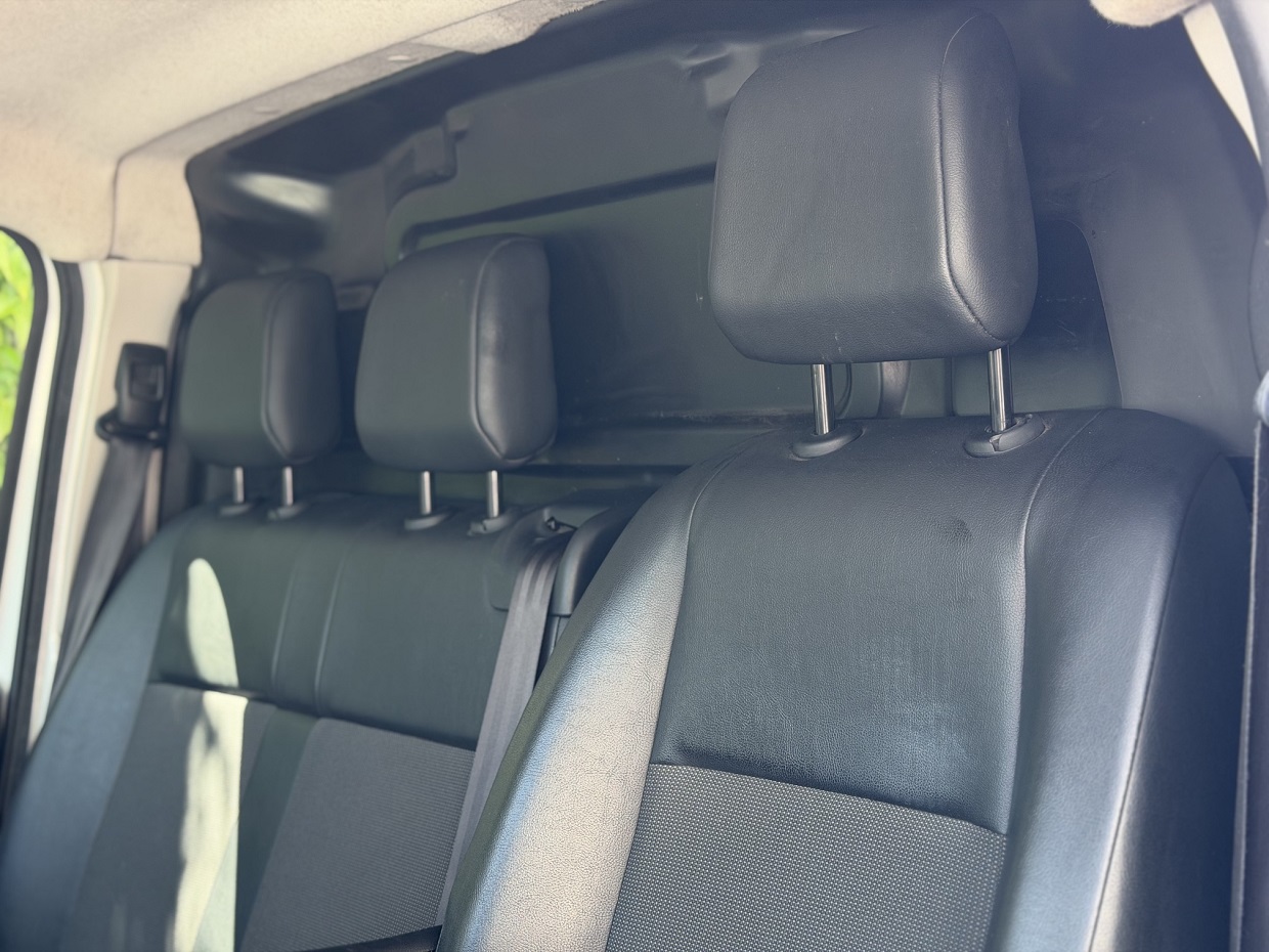 Peugeot Expert 1.5 BlueHDi 3L - Image 20