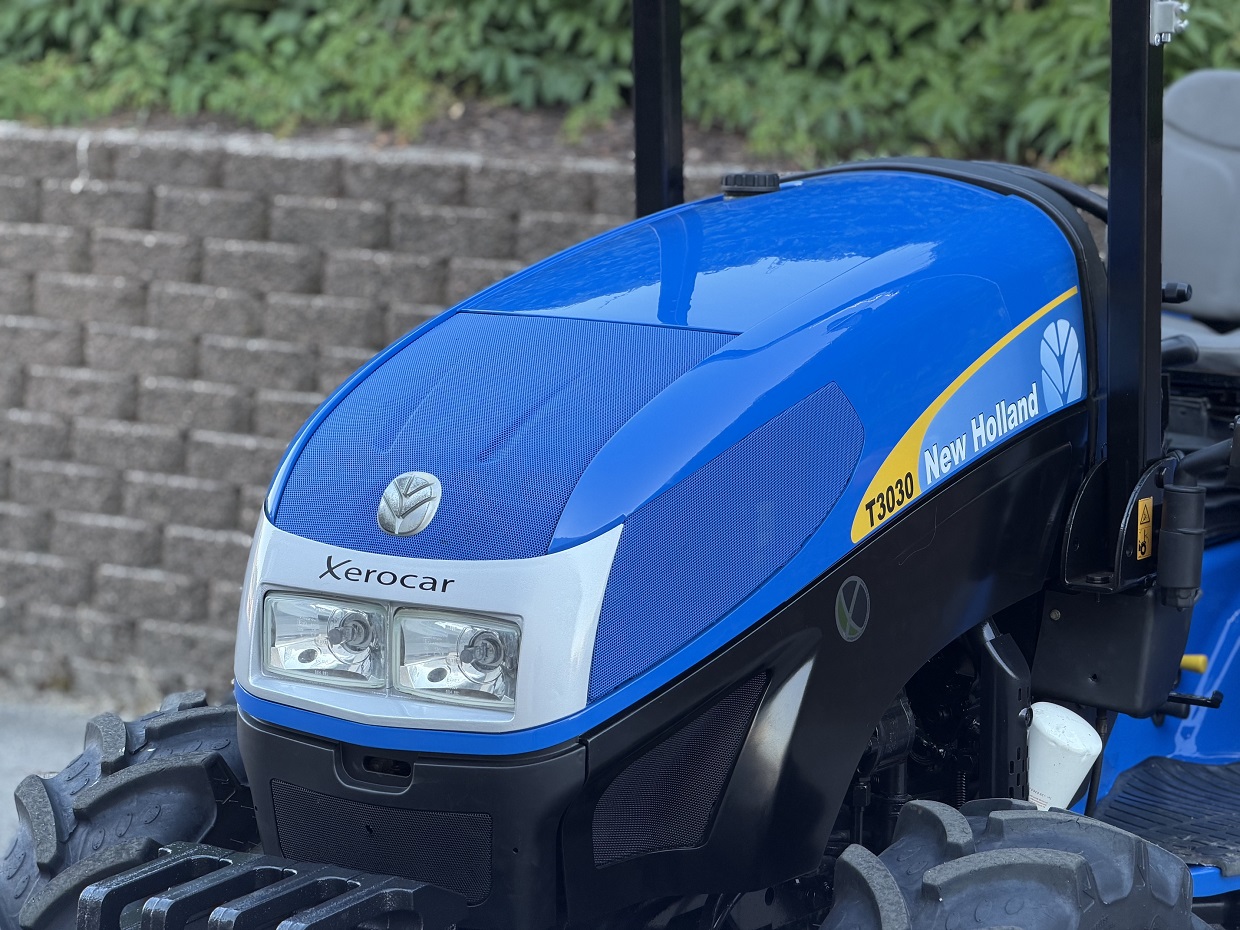 New Holland T3030 4RM - Image 3