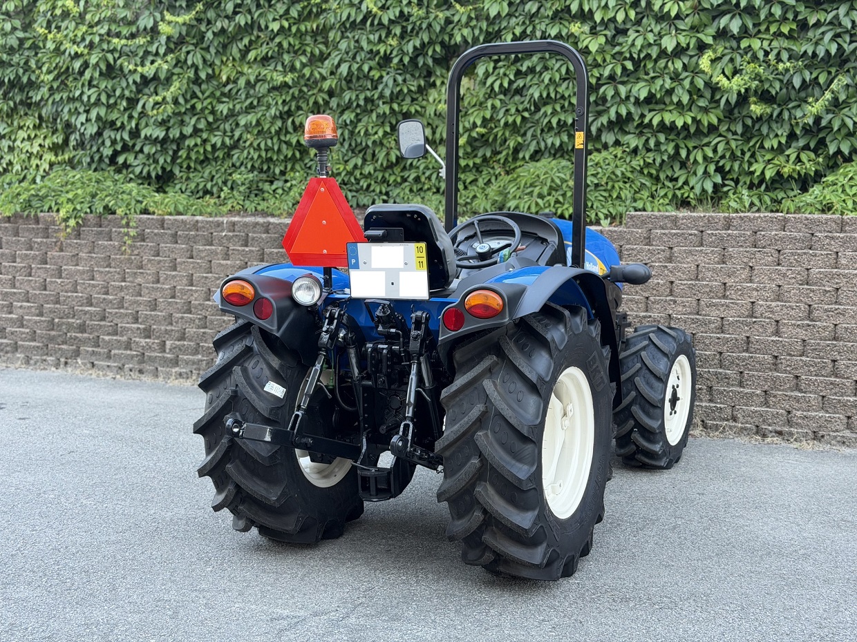 New Holland T3030 4RM - Image 5
