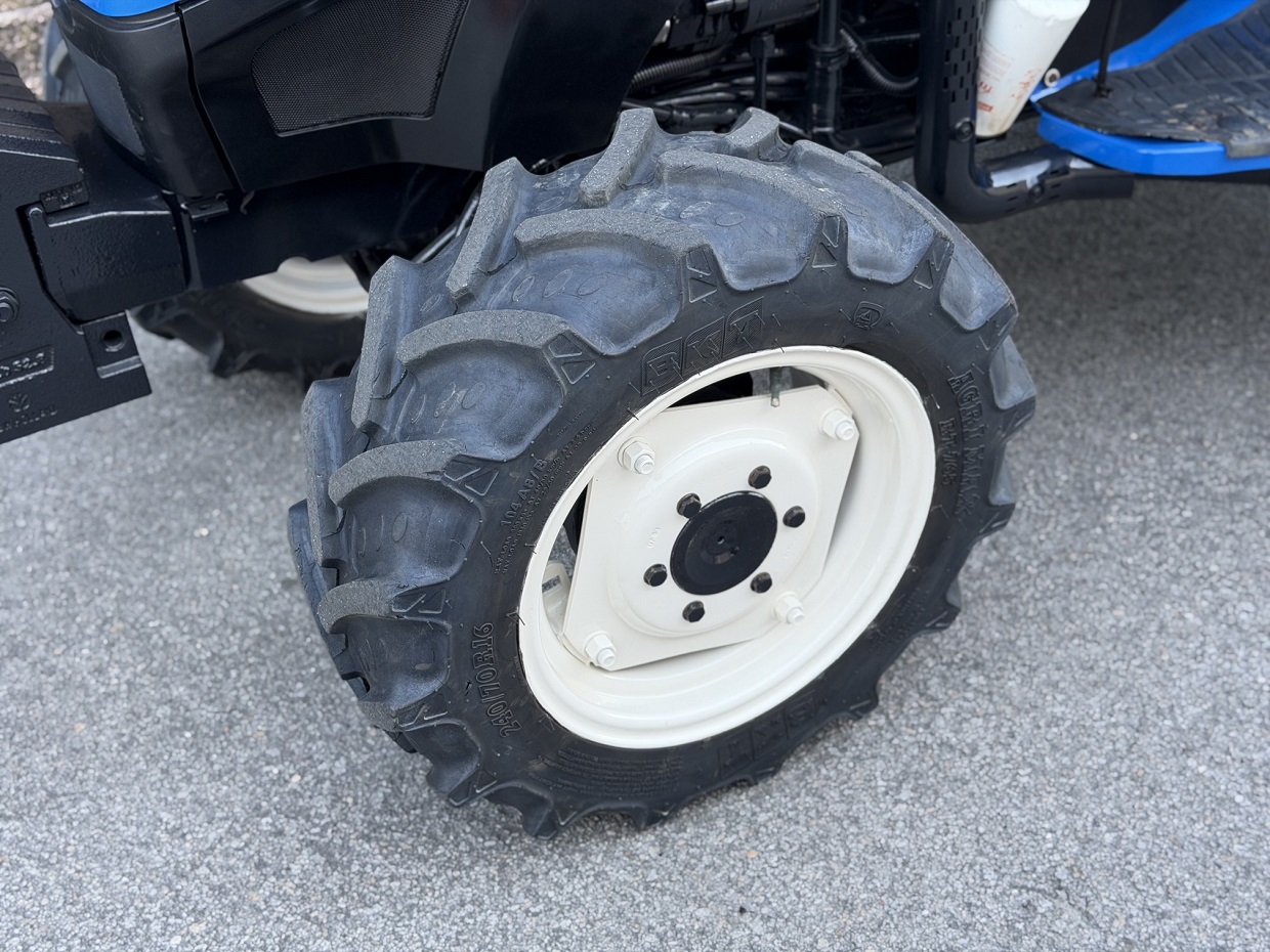 New Holland T3030 4RM - Image 16