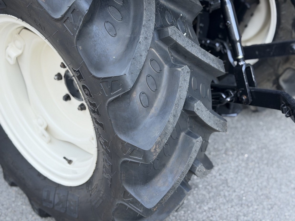 New Holland T3030 4RM - Image 17