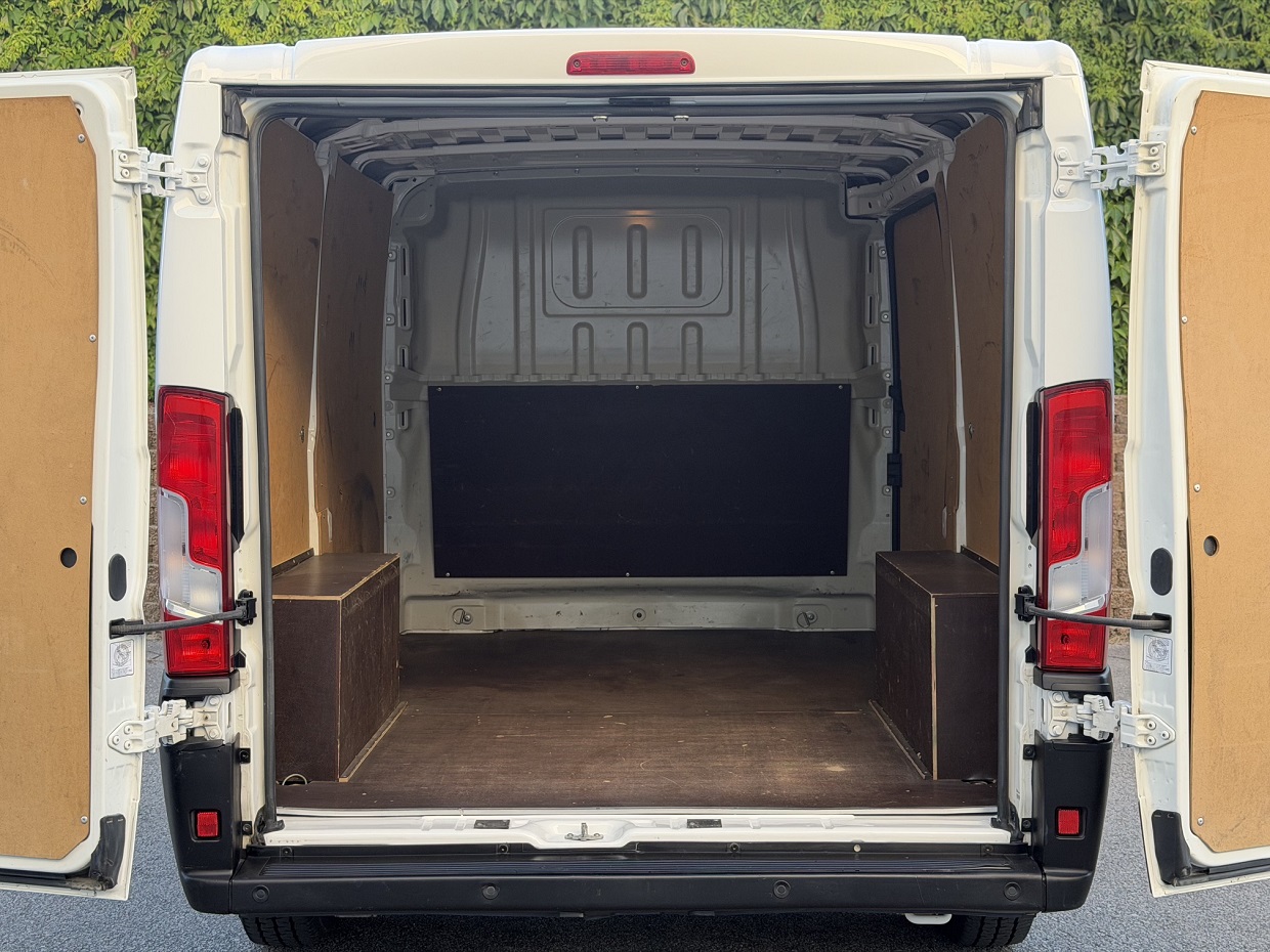 Peugeot Boxer 2.2 BlueHDi 120HP L1H1 3L - Image 9