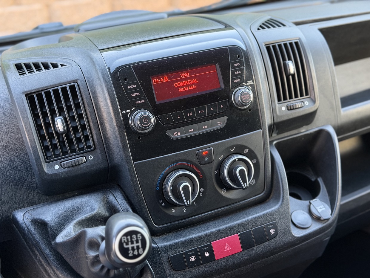 Peugeot Boxer 2.2 BlueHDi 120HP L1H1 3L - Image 13