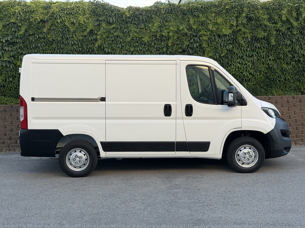 Peugeot Boxer 2.2 BlueHDi 120HP L1H1 3L - Image 19