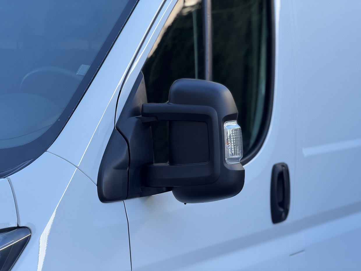 Peugeot Boxer 2.2 BlueHDi 120HP L2H2 3L - Image 5