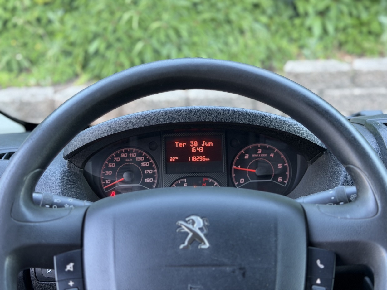 Peugeot Boxer 2.2 BlueHDi 120HP L2H2 3L - Image 12
