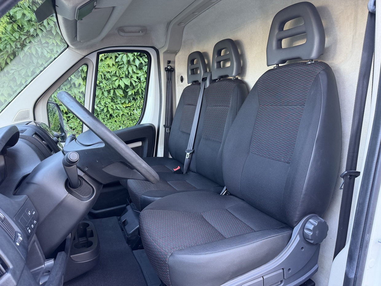 Peugeot Boxer 2.2 BlueHDi 120HP L2H2 3L - Image 17