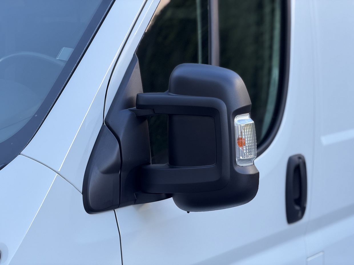 Peugeot Boxer 2.2 BlueHDi 140HP L4H2 3L - Image 5