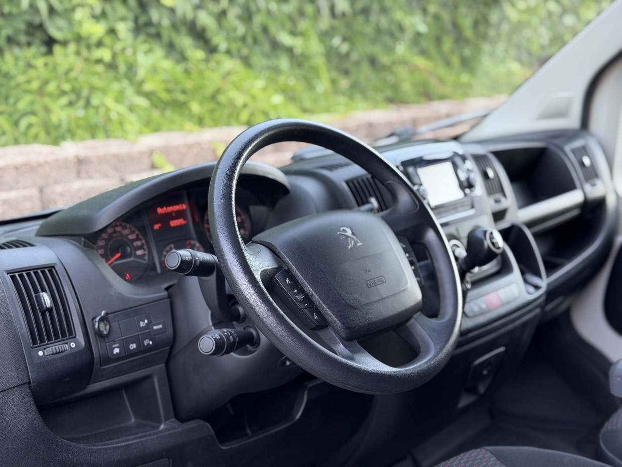 Peugeot Boxer 2.2 BlueHDi 140HP L4H2 3L - Image 10