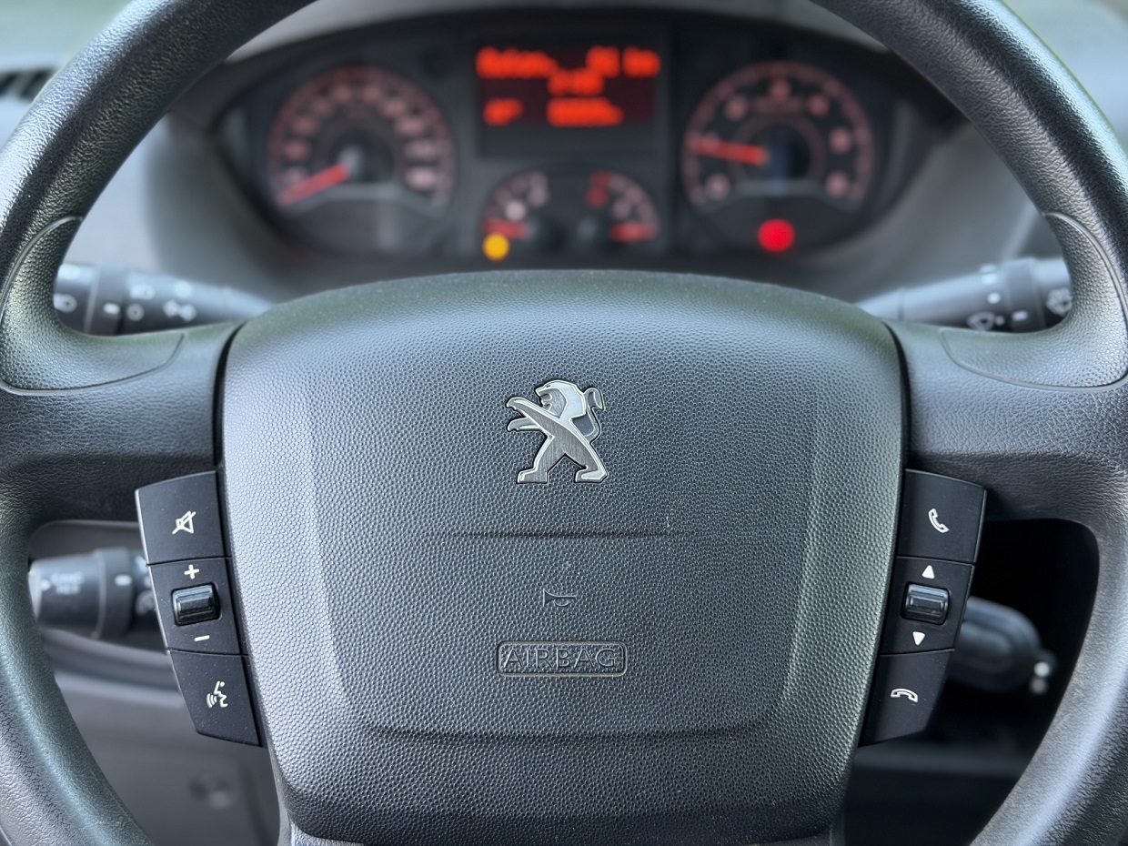 Peugeot Boxer 2.2 BlueHDi 140HP L4H2 3L - Image 12