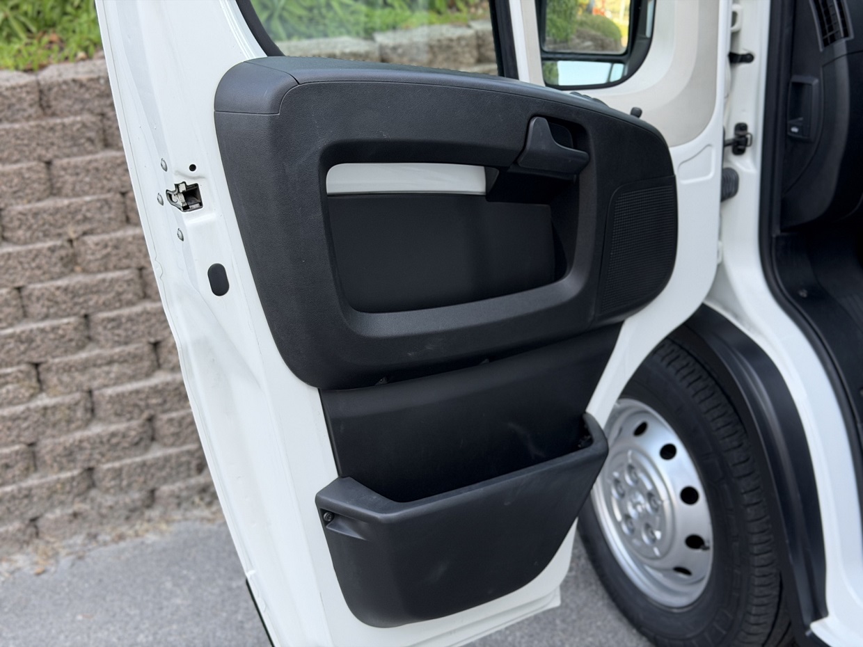 Peugeot Boxer 2.2 BlueHDi 140HP L4H2 3L - Image 18