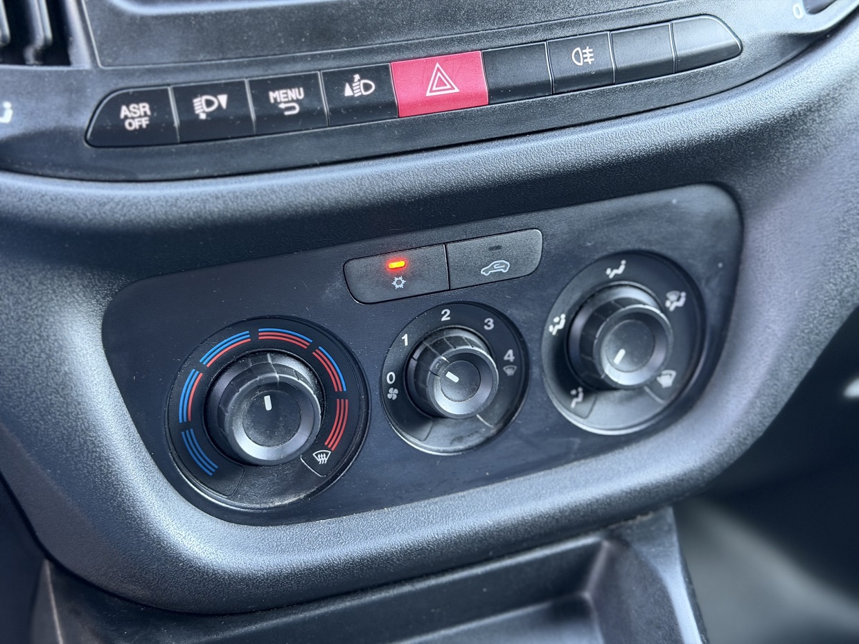 Fiat Doblo 1.3 M-Jet 95HP 3L - Image 13