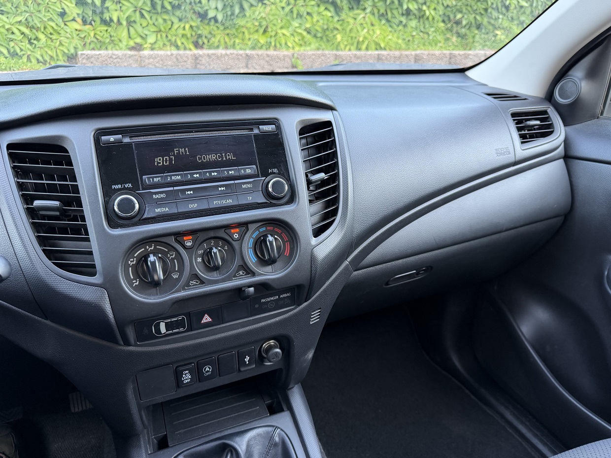 Mitsubishi L200 2.3 DI-D SpaceCab 4WD 3L - Image 16