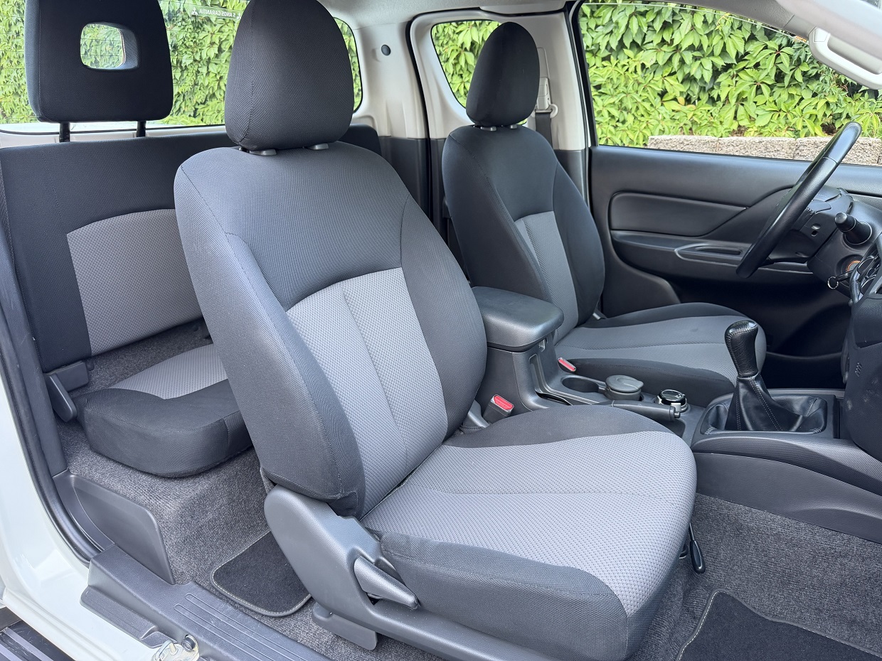 Mitsubishi L200 2.3 DI-D SpaceCab 4WD 3L - Image 19