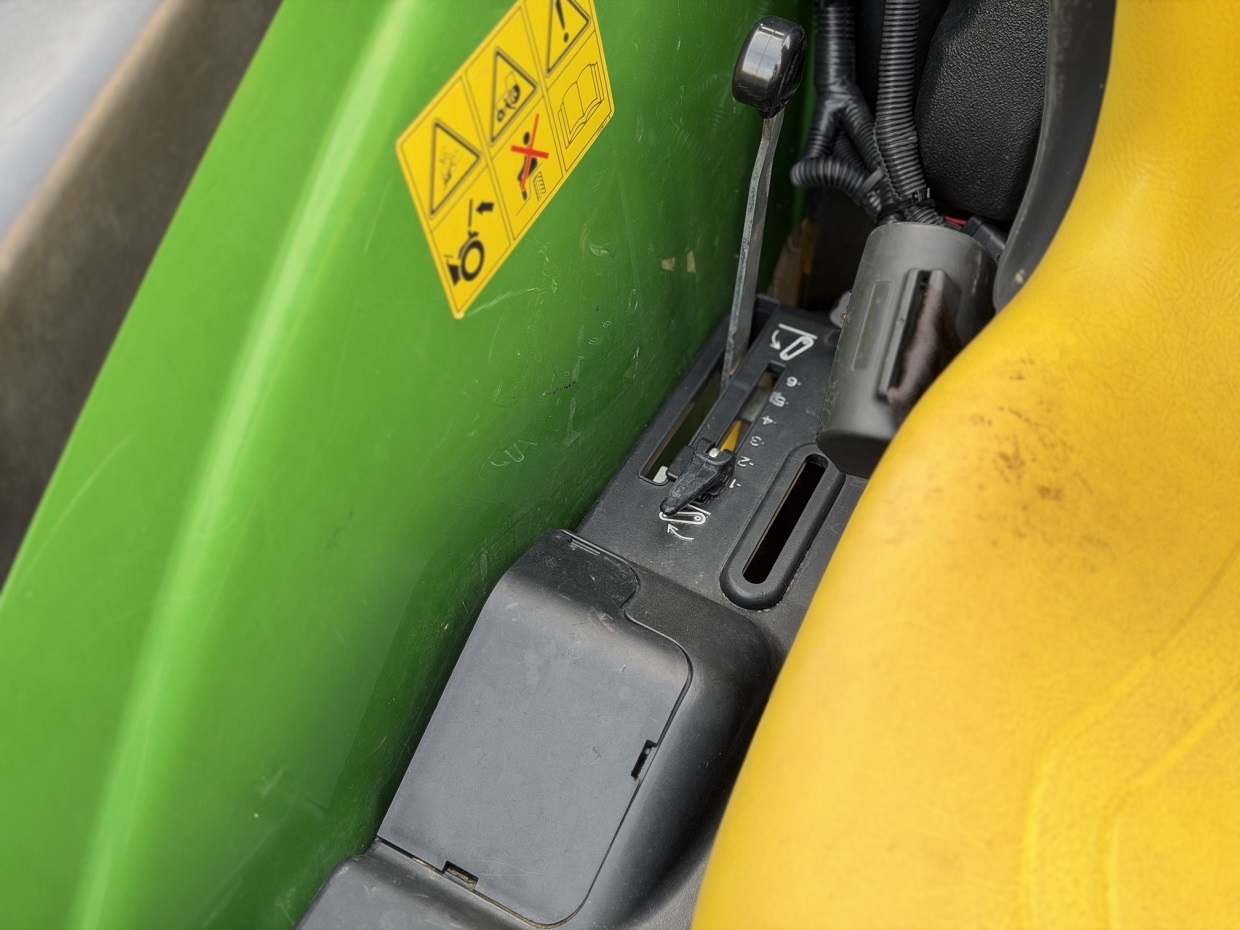 John Deere 4049 M 4RM - Image 14