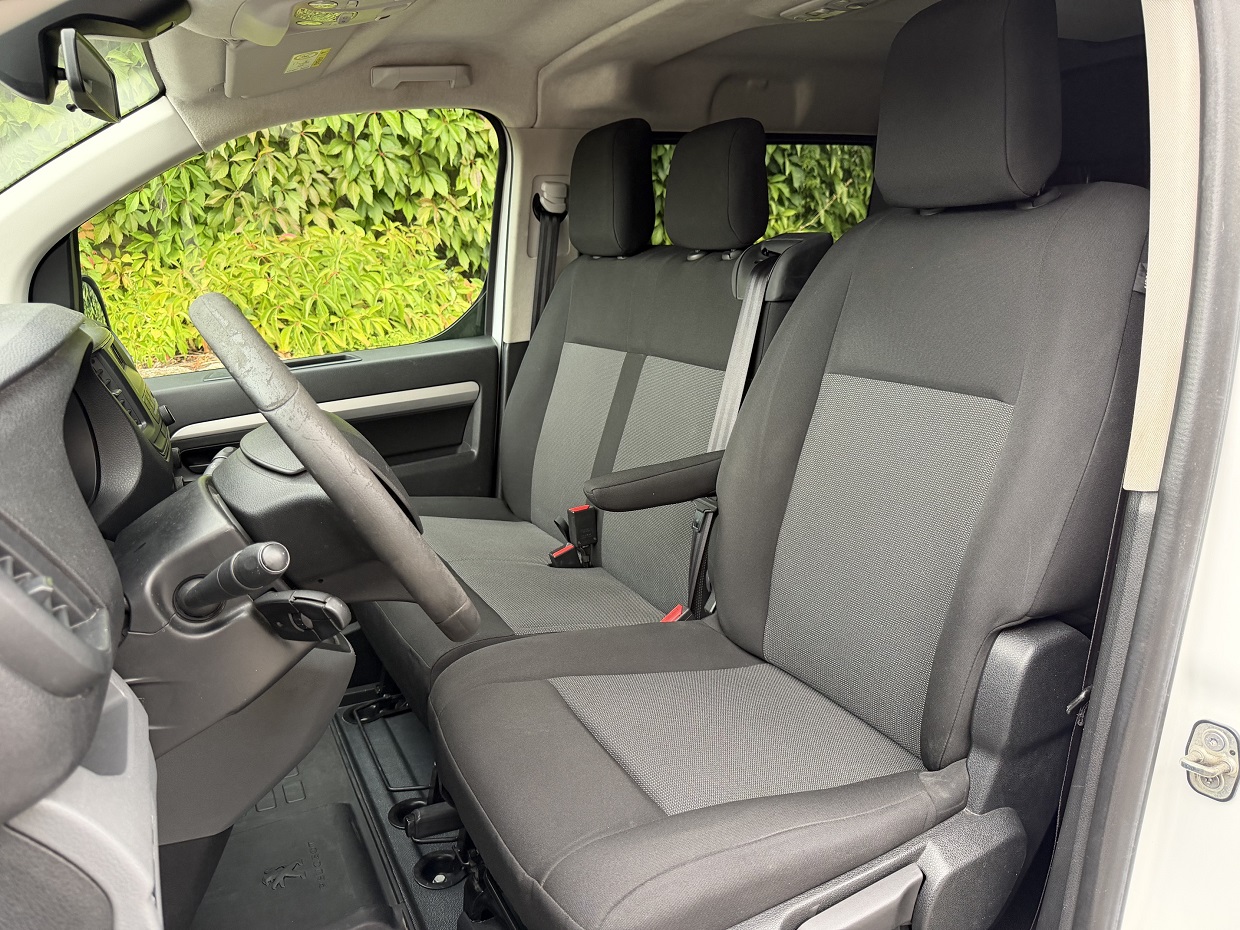 Peugeot Expert 1.5 BlueHDi 120HP 6L - Image 20