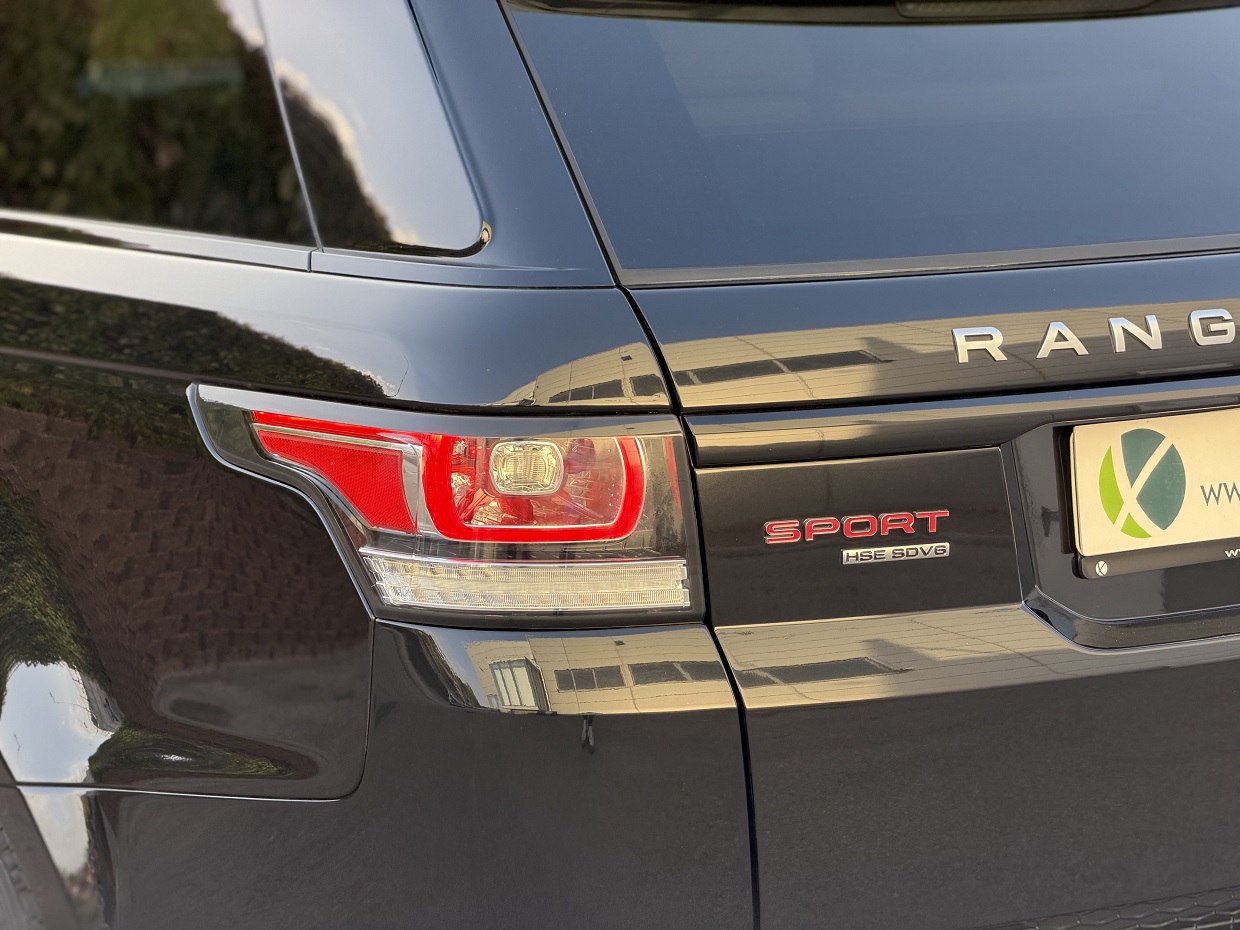 Land Rover Range Rover Sport 3.0 SDV6 HSE Dynamic - Image 10