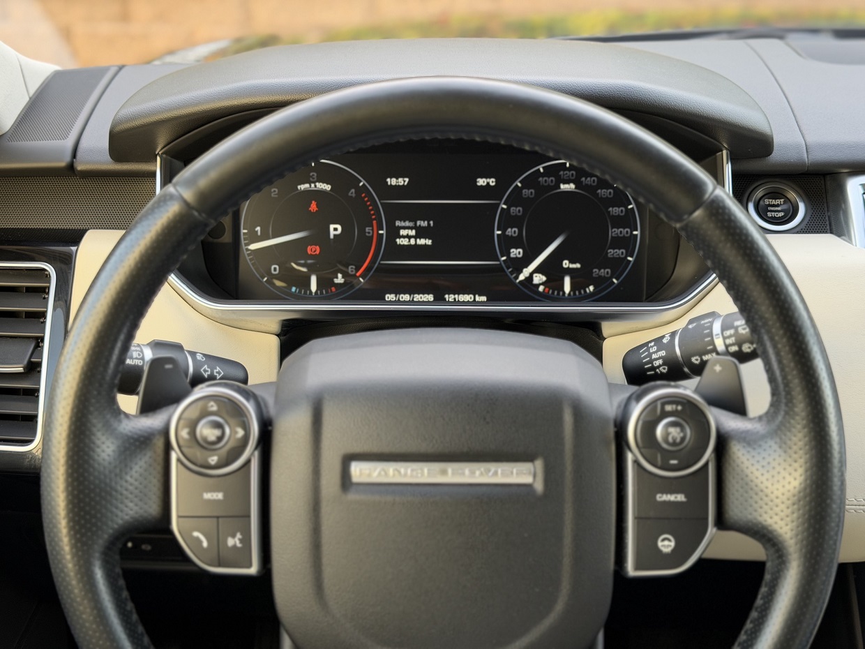 Land Rover Range Rover Sport 3.0 SDV6 HSE Dynamic - Image 17