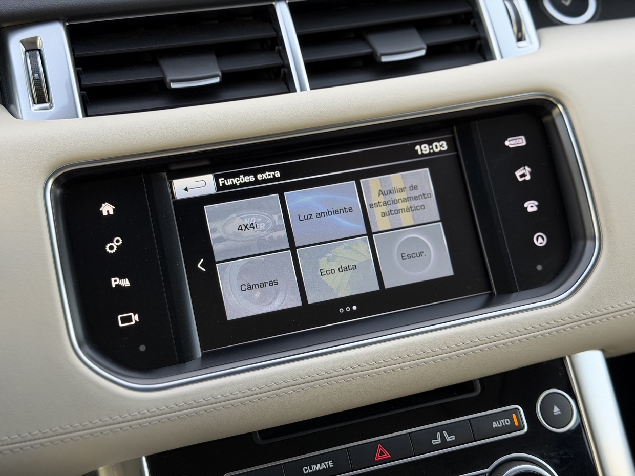 Land Rover Range Rover Sport 3.0 SDV6 HSE Dynamic - Image 29