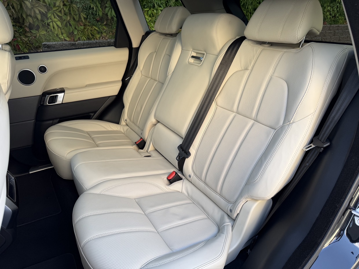 Land Rover Range Rover Sport 3.0 SDV6 HSE Dynamic - Image 35