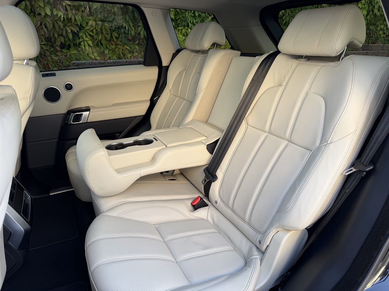Land Rover Range Rover Sport 3.0 SDV6 HSE Dynamic - Image 39