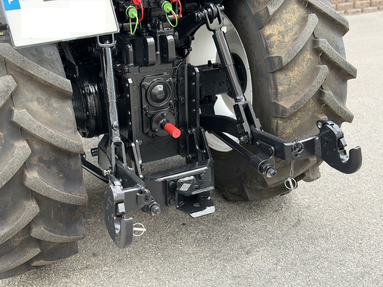 New Holland TN95FA Cab/AC 4RM - Image 8