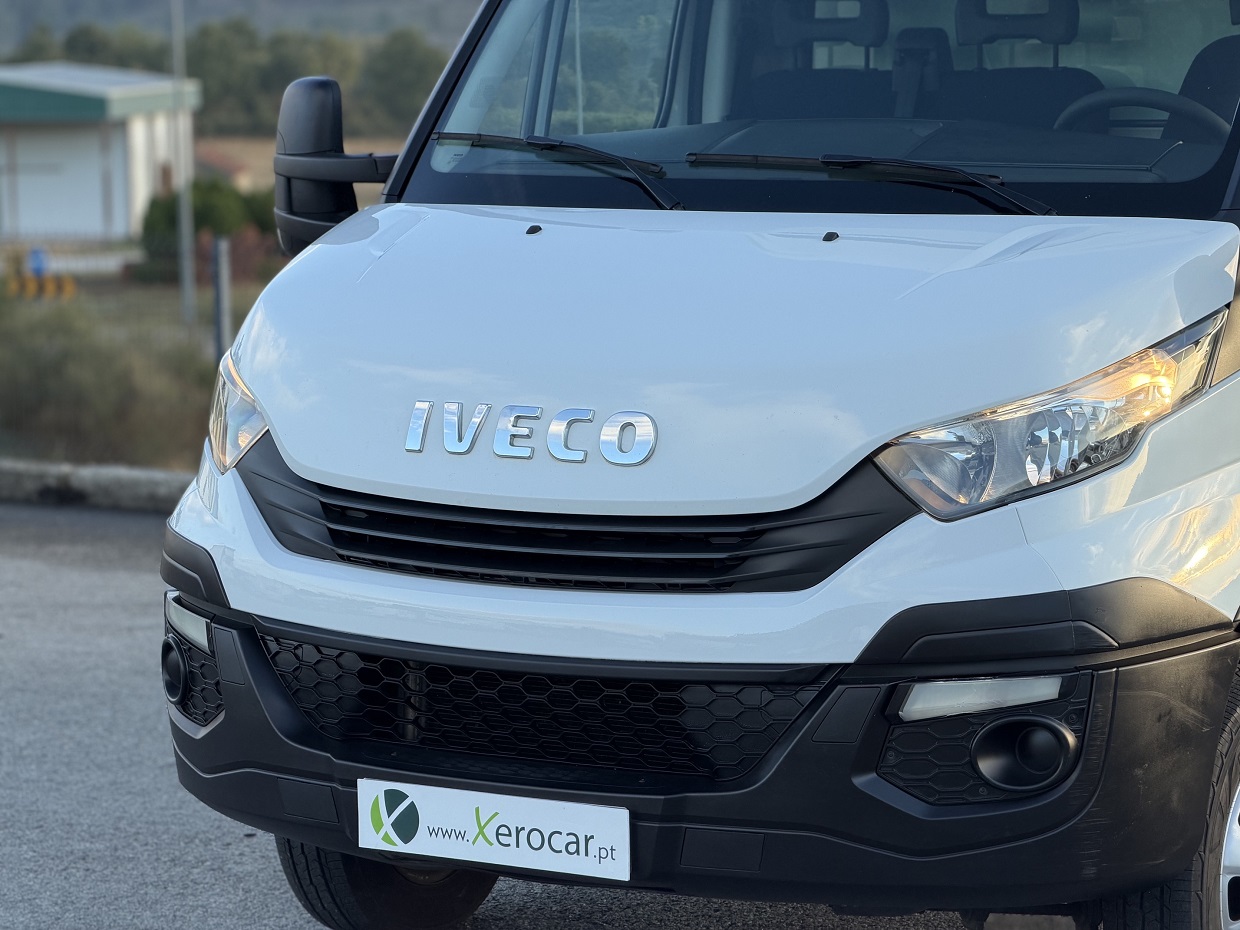 Iveco Daily 35-160 3L Plataforma - Image 3