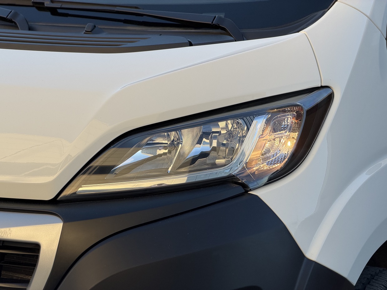 Peugeot Boxer 2.2 BlueHDi 120HP L1H1 3L - Image 4