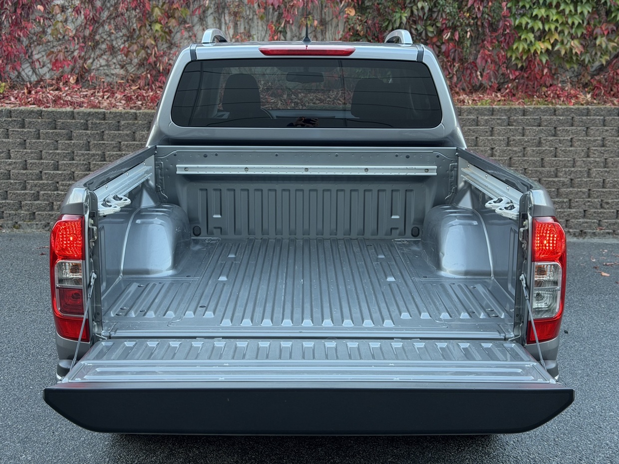 Nissan Navara N-Connecta 2.3 DCi 190HP 4WD 3L - Image 13