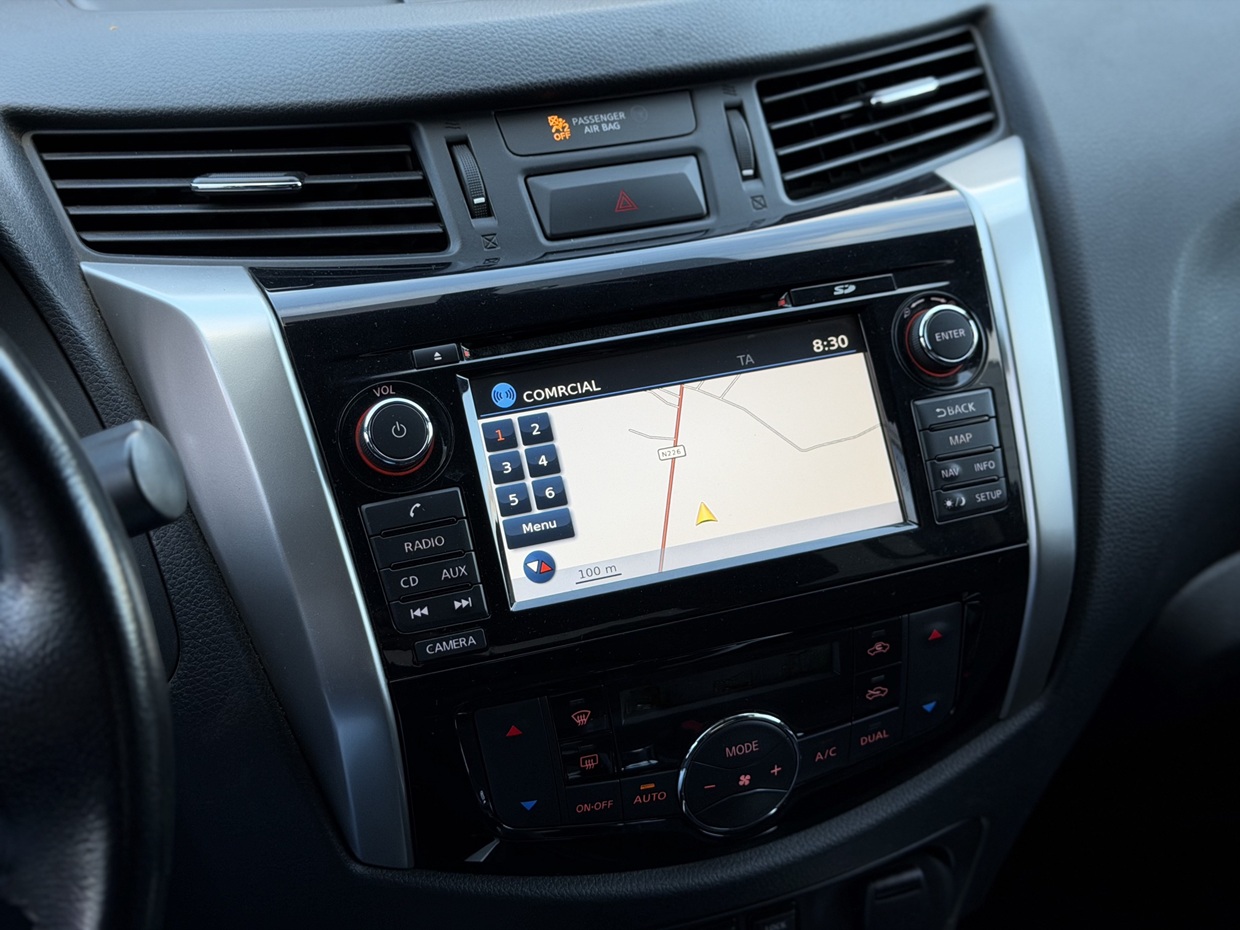 Nissan Navara N-Connecta 2.3 DCi 190HP 4WD 3L - Image 22