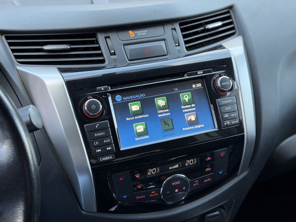 Nissan Navara N-Connecta 2.3 DCi 190HP 4WD 3L - Image 23