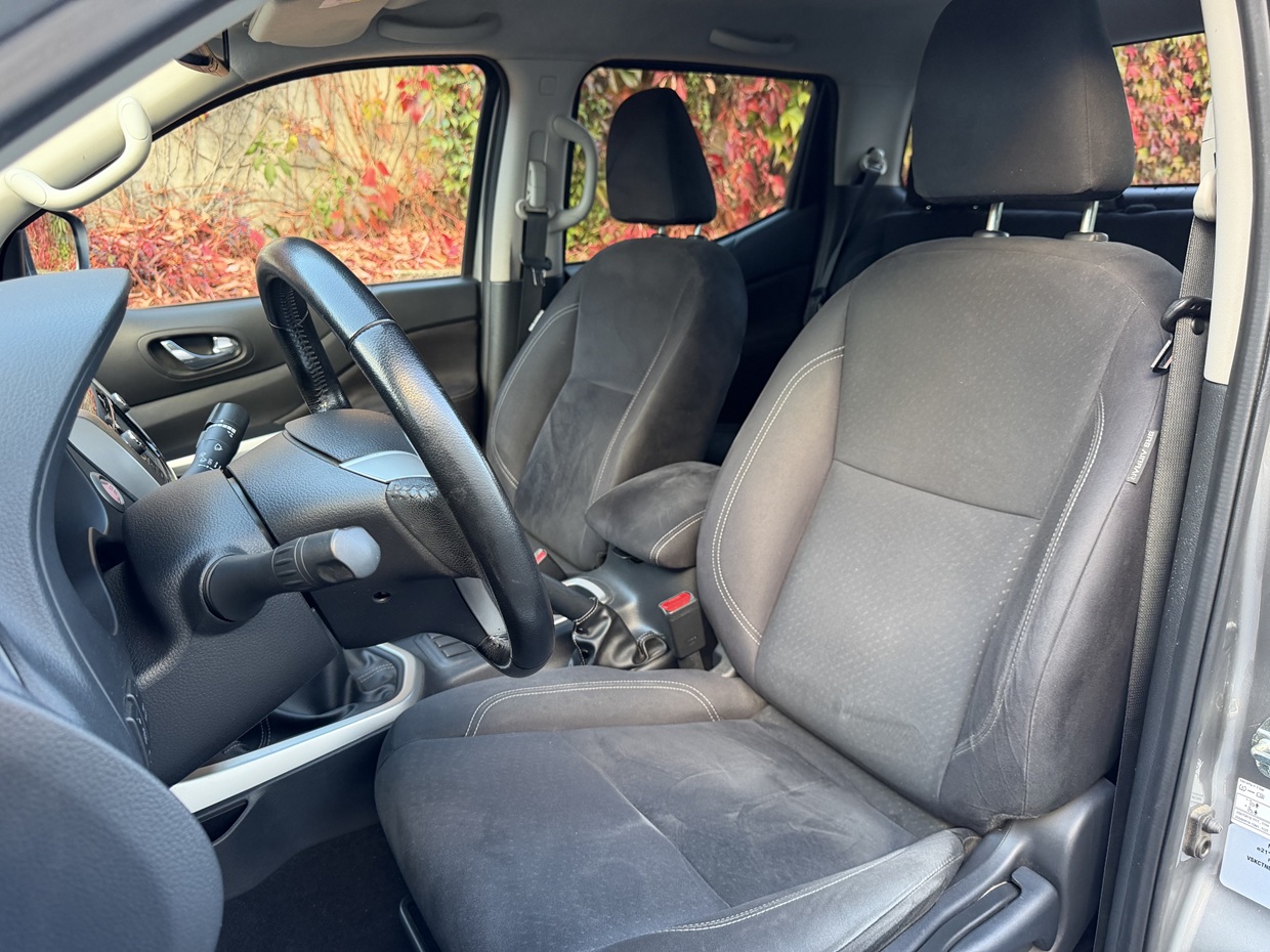 Nissan Navara N-Connecta 2.3 DCi 190HP 4WD 3L - Image 36