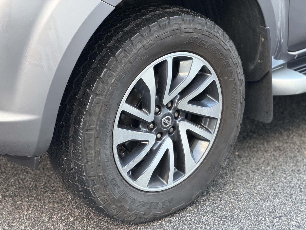 Nissan Navara N-Connecta 2.3 DCi 190HP 4WD 3L - Image 40